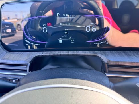 New 2025 Kia Telluride EX w/ EX Captain's Chair Package AWD/4WD image 18