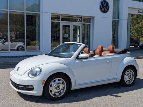 Used 2015 Volkswagen Beetle 1.8T image 8