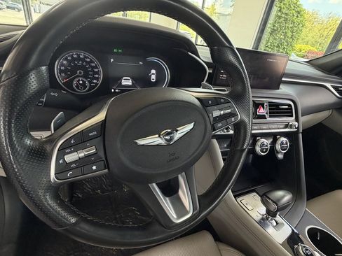 Used 2023 Genesis G70 2.0T AWD/4WD image 8