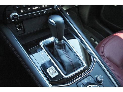 Certified 2021 MAZDA CX-5 Carbon Edition image 26