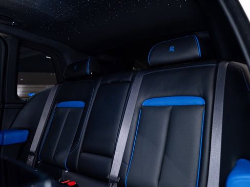 Used 2023 Rolls-Royce Cullinan image 19