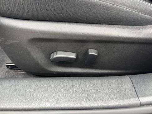 Used 2025 Nissan Altima 2.5 SV image 22