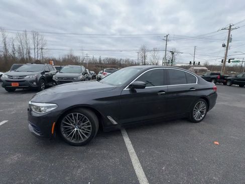 Used 2017 BMW 540i xDrive image 4
