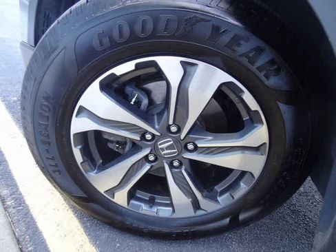 Used 2019 Honda CR-V LX image 27