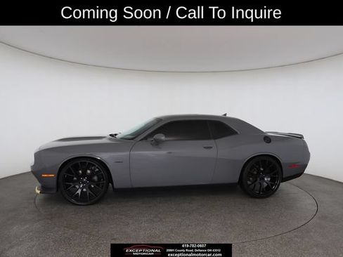 Used 2019 Dodge Challenger R/T w/ Blacktop Package RWD image 6