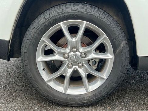 Used 2014 Jeep Grand Cherokee Summit image 10