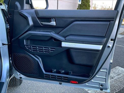 Used 2024 Toyota Tacoma TRD Off-Road image 22