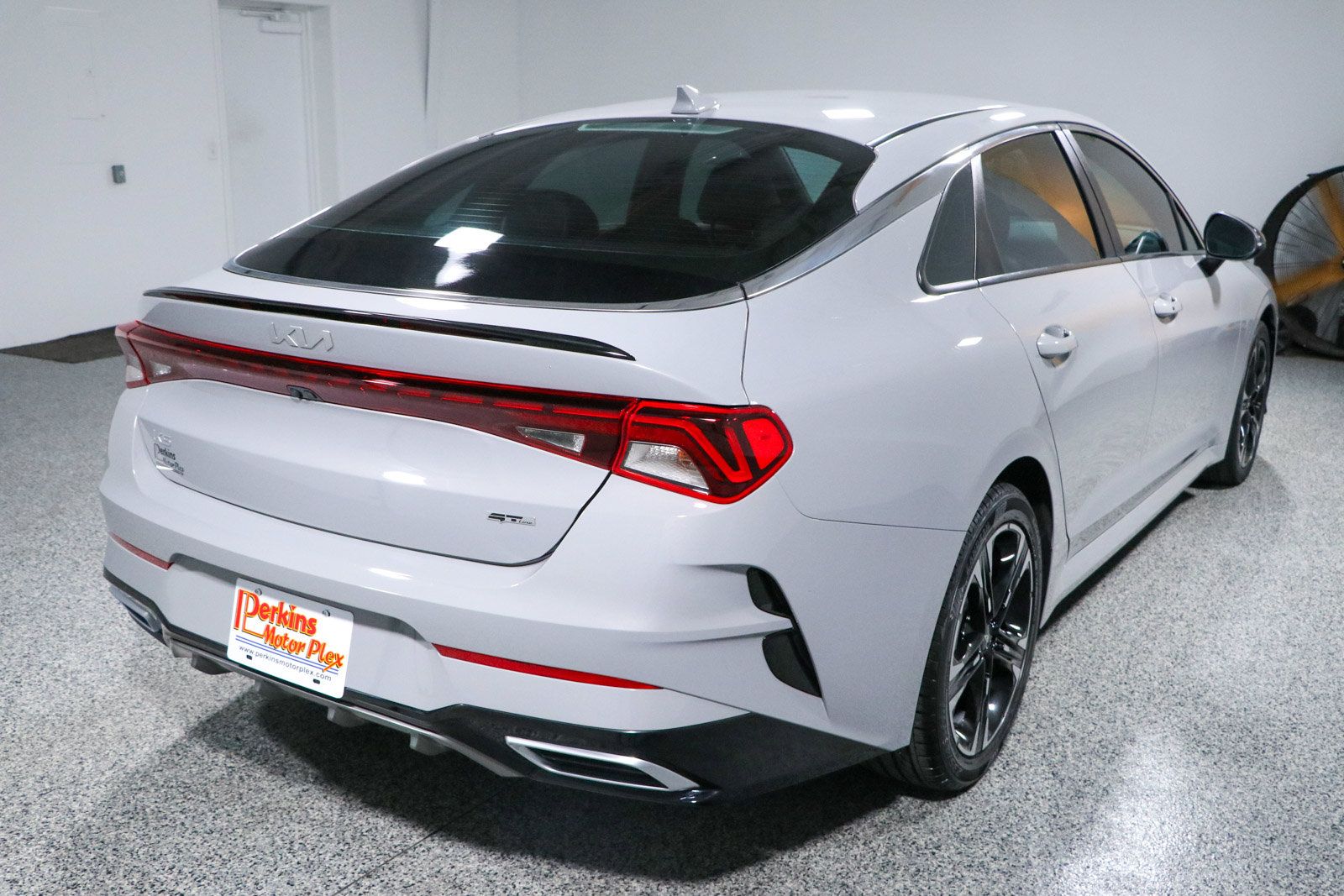 Used 2024 Kia K5 GT-Line w/ GT-Line Premium Package FWD image 7
