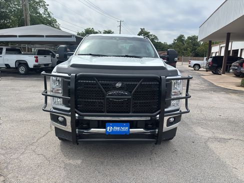 Used 2024 Ford F250 XL w/ FX4 Off-Road Package AWD/4WD image 2