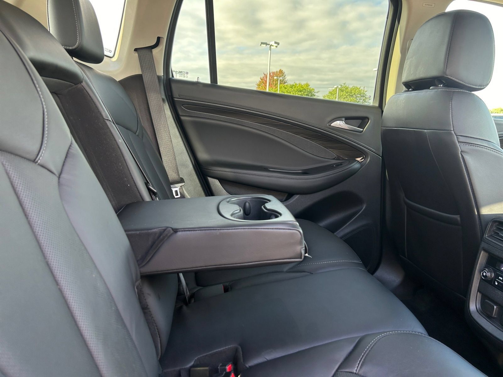 Used 2019 Buick Envision Premium AWD/4WD image 27