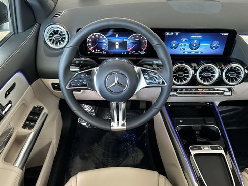 New 2026 Mercedes-Benz GLA 250 4MATIC image 16