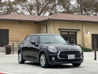 Used 2019 MINI Cooper 4-Door Hardtop w/ Signature Upholstery Package