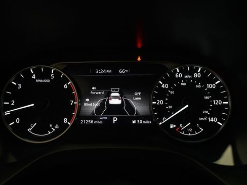 Certified 2024 Nissan Rogue SV w/ SV Premium Package AWD/4WD image 2