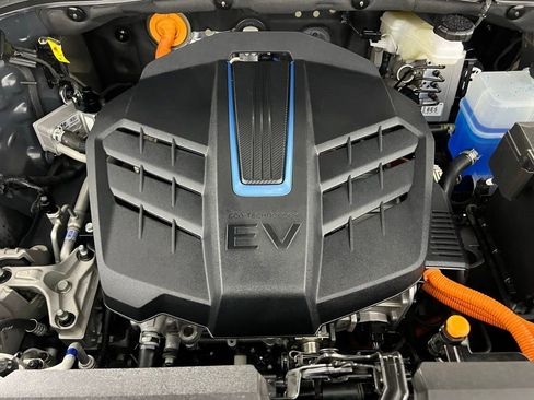 Used 2024 Hyundai Ioniq 6 SEL image 31