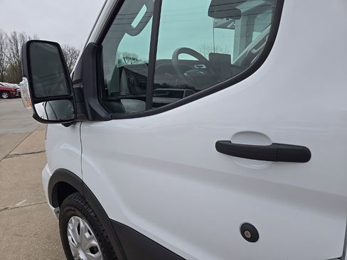 Used 2023 Ford Transit 350 XLT RWD image 25