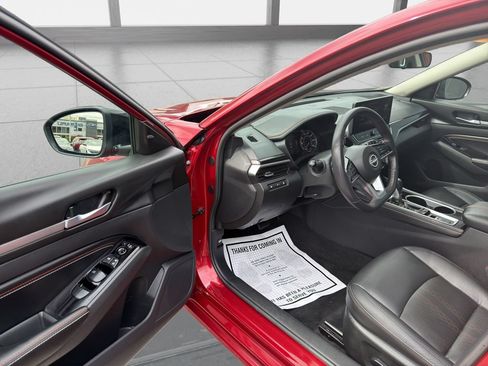 Used 2023 Nissan Altima 2.5 SR w/ SR Premium Package AWD/4WD image 19