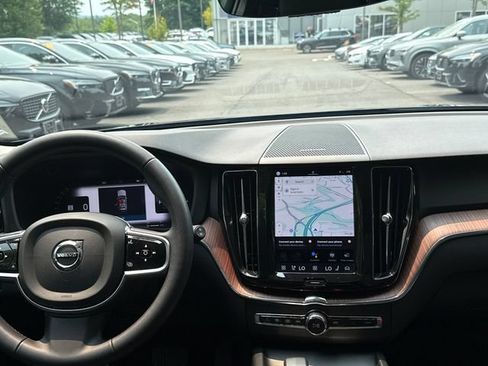 Certified 2023 Volvo XC60 T8 Plus w/ Climate Package AWD/4WD image 24