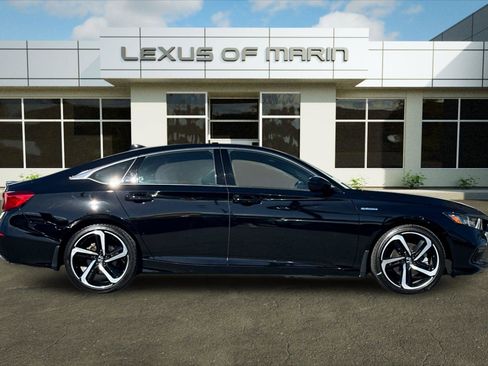Used 2022 Honda Accord Sport image 8
