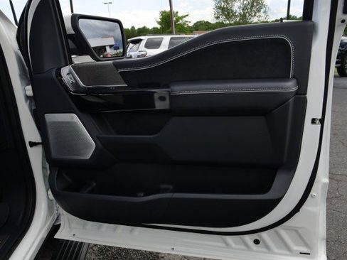 Used 2024 Ford F150 Lightning Platinum AWD/4WD image 47