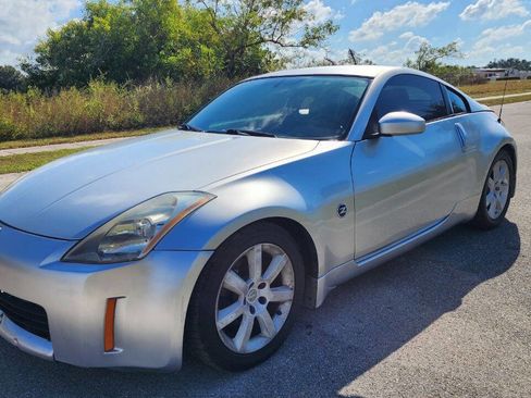 Used 2003 Nissan 350Z Enthusiast image 2