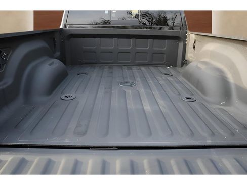Used 2025 RAM 3500 Limited AWD/4WD image 10