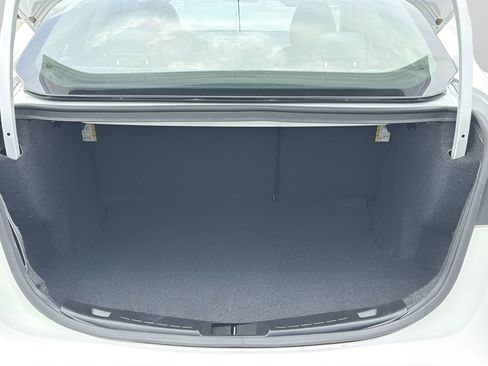 Used 2019 Ford Fusion S FWD image 8