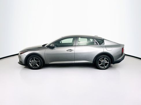 Used 2025 Kia K4 LXS image 4