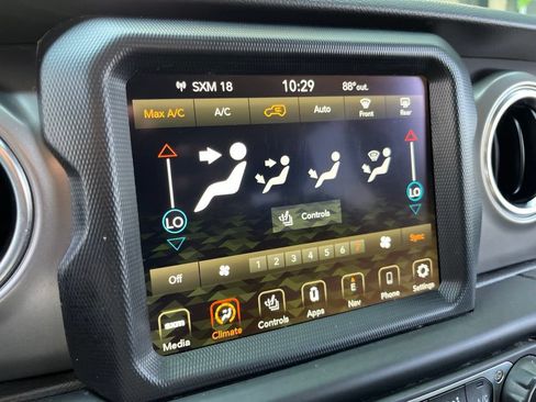 Used 2023 Jeep Wrangler Unlimited Rubicon 4xe w/ Cold Weather Group AWD/4WD image 36