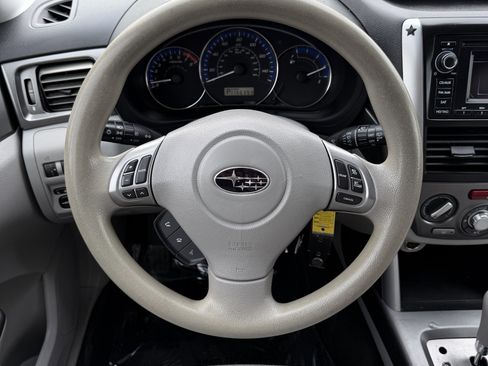 Used 2013 Subaru Forester 2.5X Premium w/ Popular Pkg 2 AWD/4WD image 14