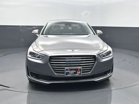 Used 2018 Genesis G90 3.3T Premium RWD image 38