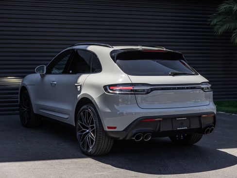 Certified 2026 Porsche Macan S AWD/4WD image 3