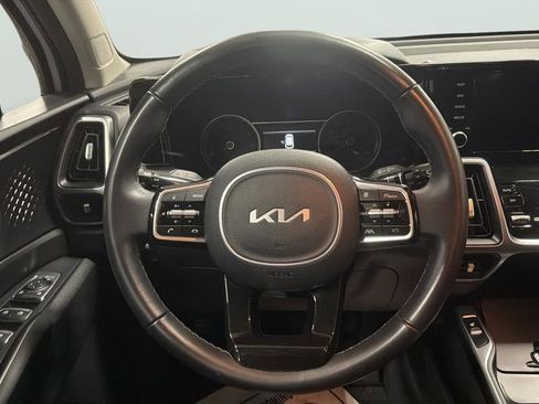 Used 2022 Kia Sorento S FWD image 22
