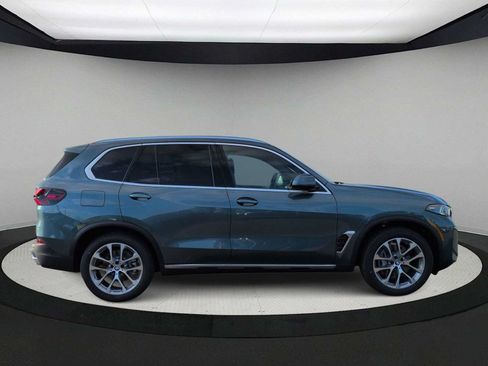 Used 2026 BMW X5 xDrive40i AWD/4WD image 9