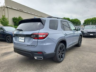 New 2025 Honda Pilot Black Edition
