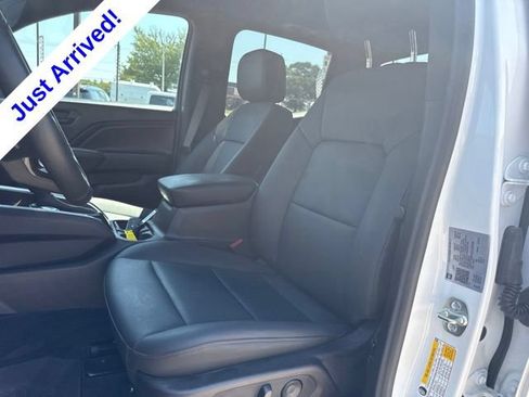 Used 2025 Chevrolet Colorado Trail Boss AWD/4WD image 9