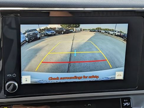 Used 2026 Toyota Camry LE FWD image 17