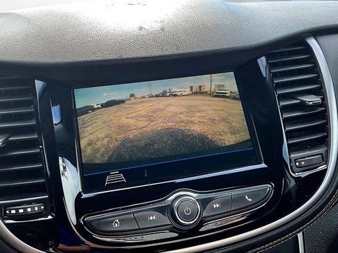 Used 2019 Chevrolet Trax LT image 30