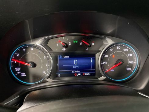 Used 2020 Chevrolet Equinox LT w/ Driver Convenience Package image 15