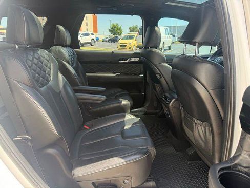 Used 2022 Hyundai Palisade Calligraphy w/ Cargo Package FWD image 4
