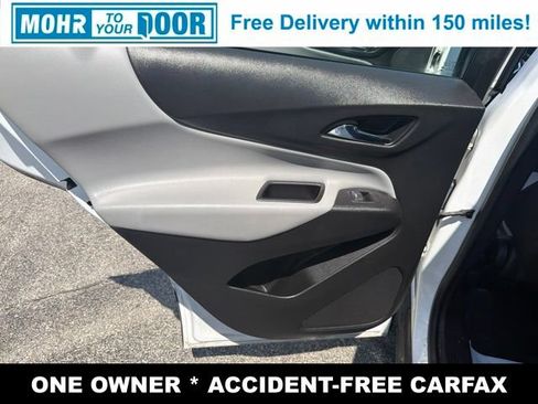 Used 2020 Chevrolet Equinox LS FWD image 36