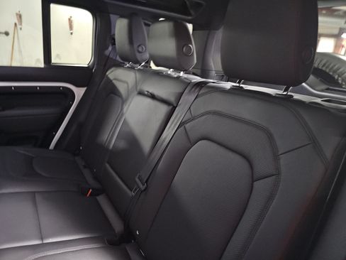 Used 2025 Land Rover Defender 110 S AWD/4WD image 14