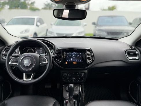 Used 2018 Jeep Compass Latitude w/ Popular Equipment Group AWD/4WD image 27