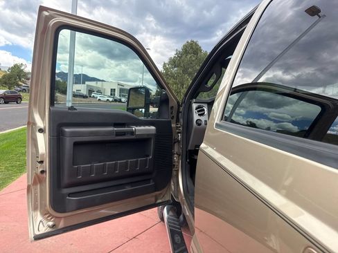 Used 2013 Ford F350 Lariat w/ Lariat Ultimate Pkg AWD/4WD image 10