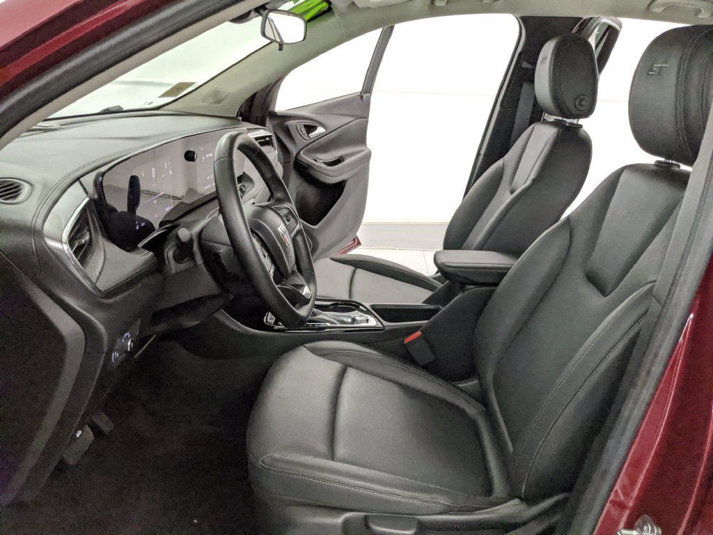 Used 2024 Buick Encore GX Sport Touring AWD/4WD image 15