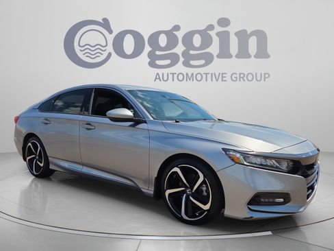 Certified 2018 Honda Accord Sport image 7