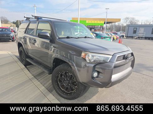 Used 2019 Toyota 4Runner SR5 image 1
