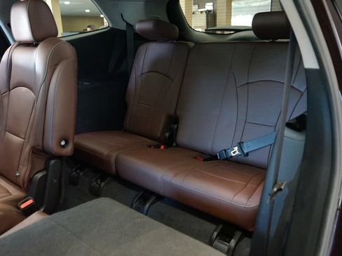 Used 2021 Buick Enclave Avenir w/ Avenir Technology Package AWD/4WD image 16