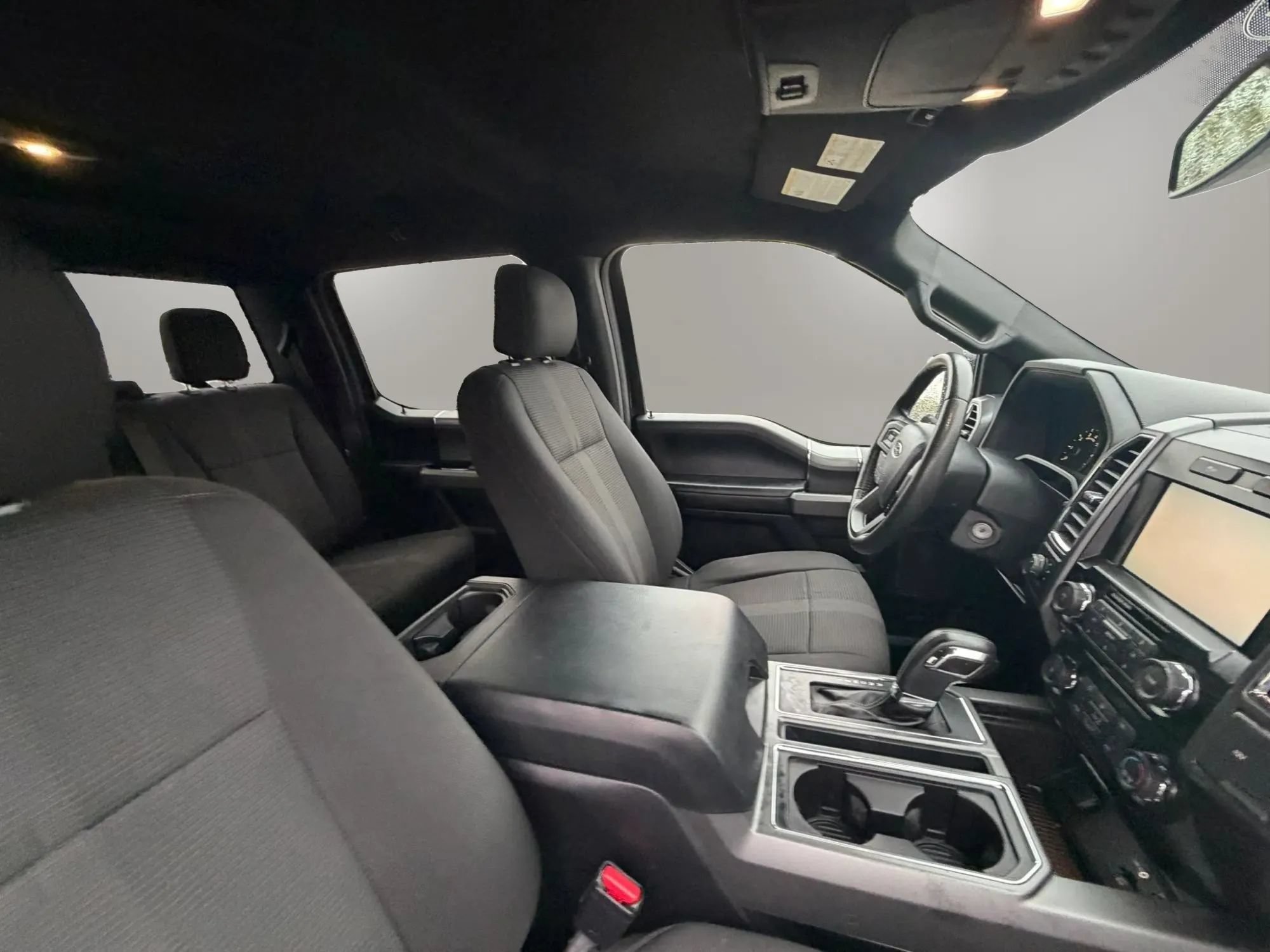Used 2015 Ford F150 XLT w/ Equipment Group 302A Luxury AWD/4WD image 13