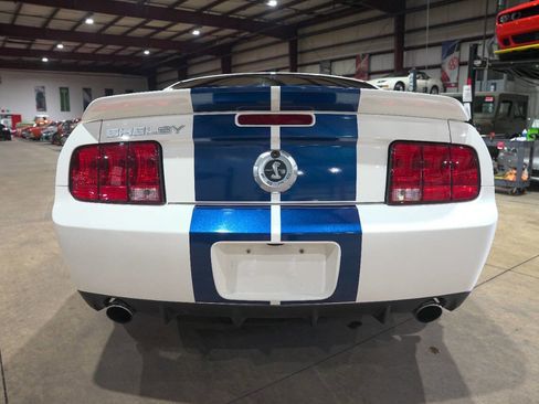 Used 2008 Ford Mustang Shelby GT500 RWD image 7