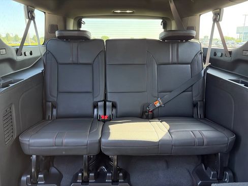 Used 2024 Chevrolet Suburban RST w/ Luxury Package AWD/4WD image 42